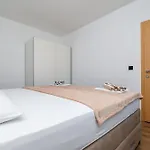 Jadran Apartment *