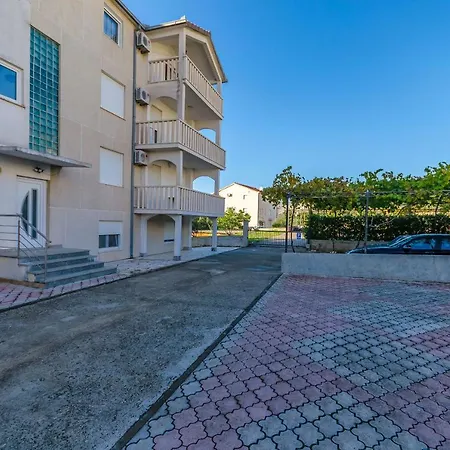 Jadran Апартаменти *