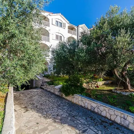 Apartment Jadran *