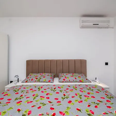Apartment Jadran Trogir