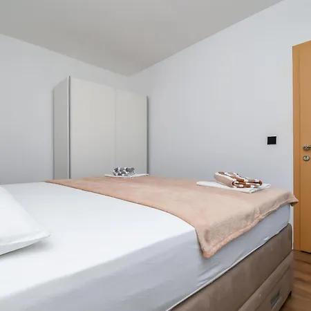 Jadran Apartment *