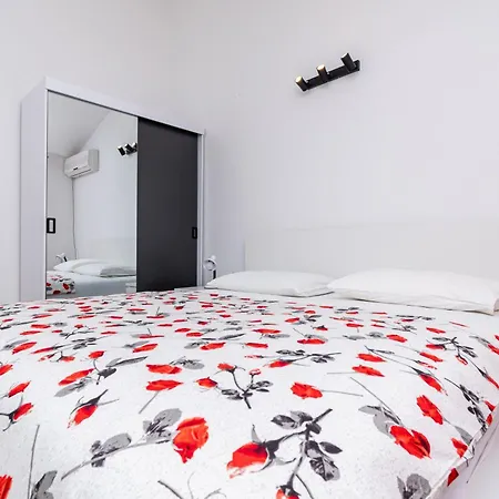 Jadran Apartment *
